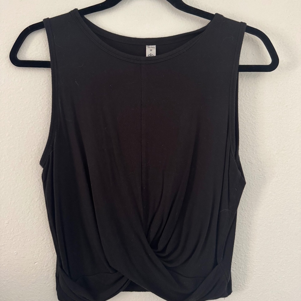 Alo Yoga top